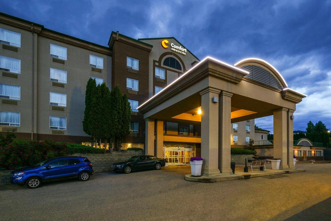 Comfort Inn & Suites Salmon Arm Εξωτερικό φωτογραφία