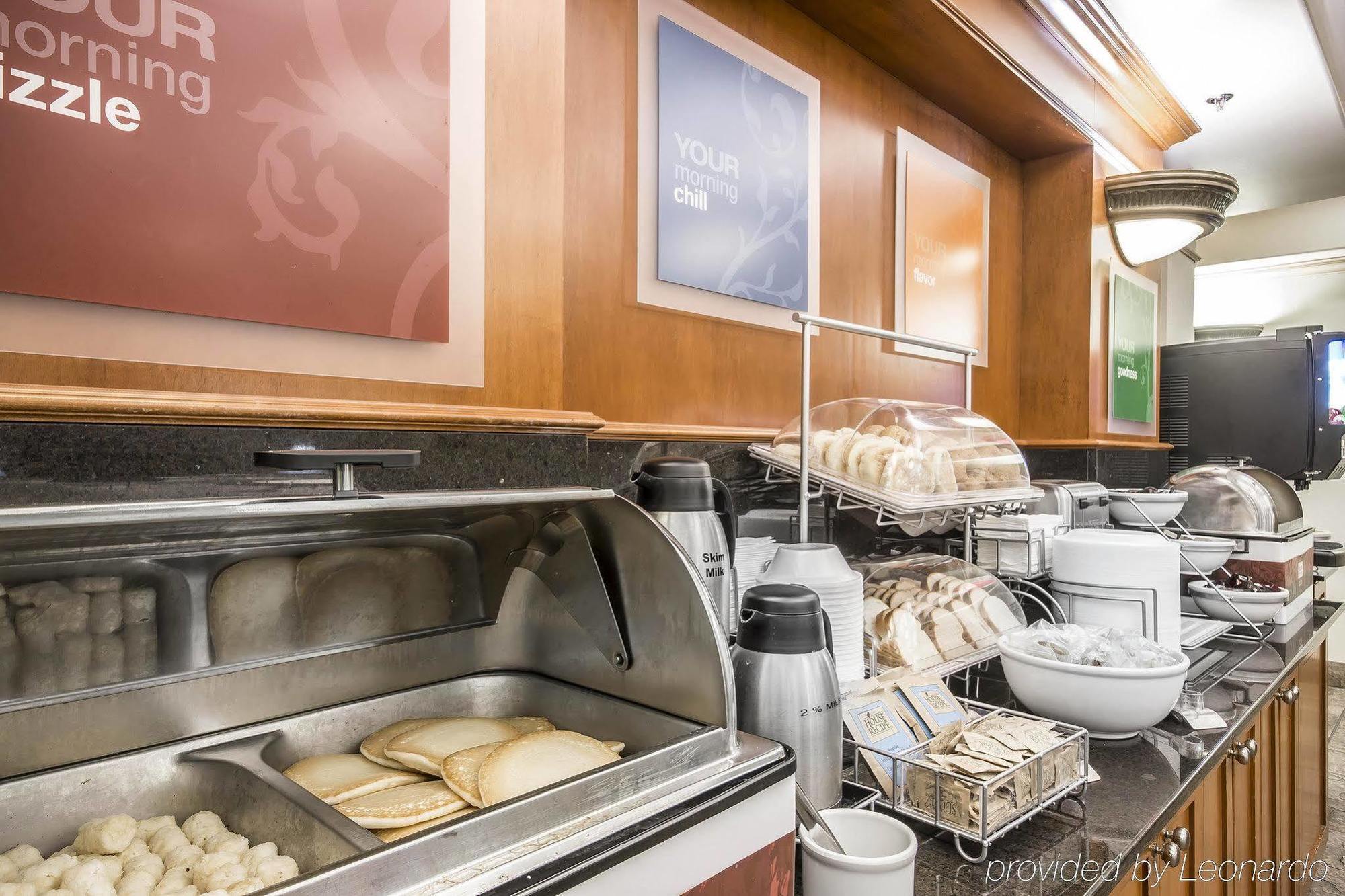 Comfort Inn & Suites Salmon Arm Εξωτερικό φωτογραφία
